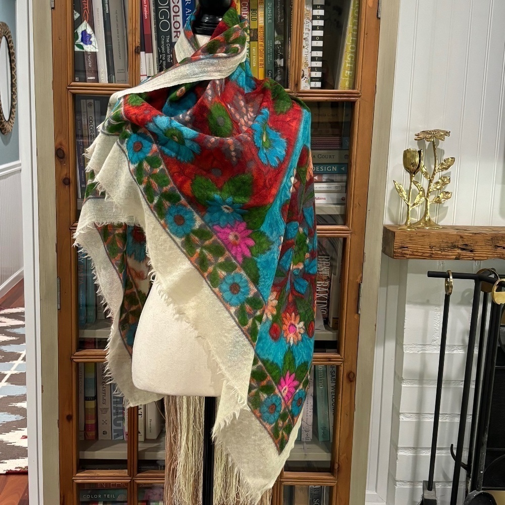 Petrusse Paris Luxury Wool Floral Scarf, 43" x 43" - Picture 6 of 6